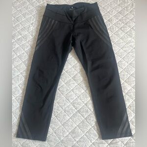 Athleta Black Capri Leggings